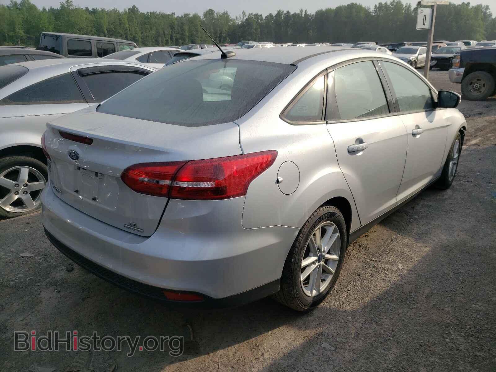 2016 FORD FOCUS - VIN: 1FADP3F2XGL389705 - Photo 4