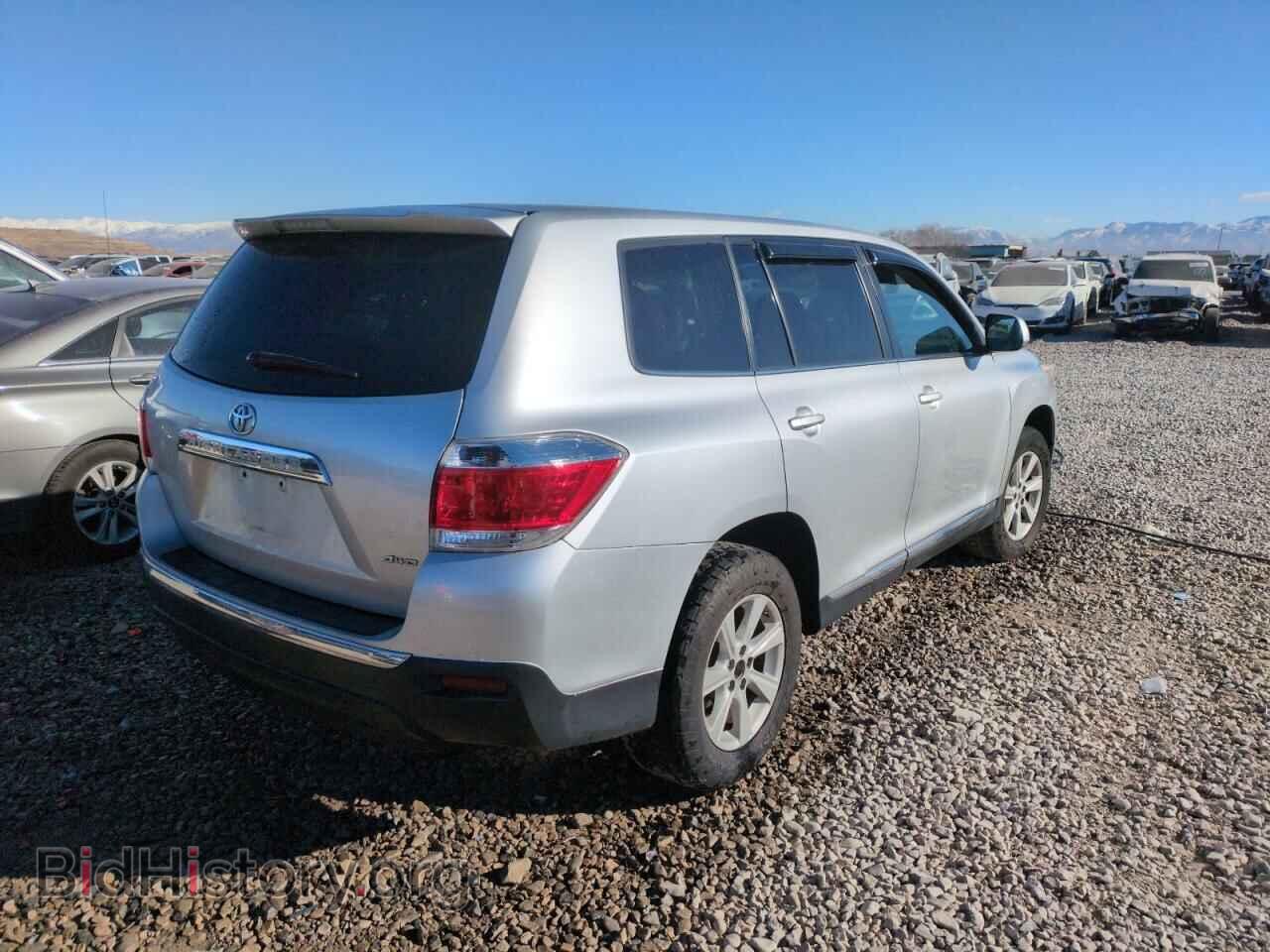 2013 TOYOTA HIGHLANDER - VIN: 5TDBK3EH8DS262435 - Фото 3