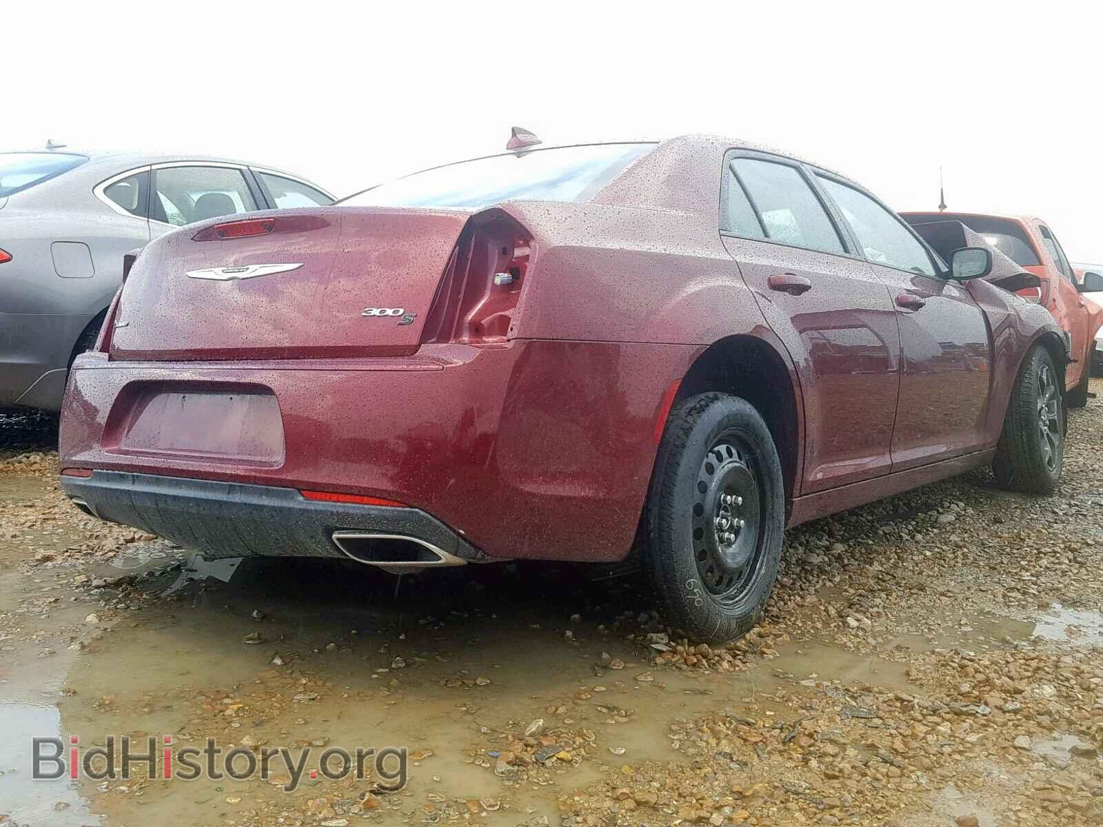 2019 CHRYSLER 300 - VIN: 2C3CCAGG6KH632095 - Фото 4