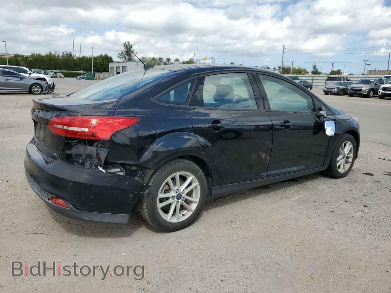 2018 FORD FOCUS - VIN: 1FADP3FE0JL263922 - Photo 3
