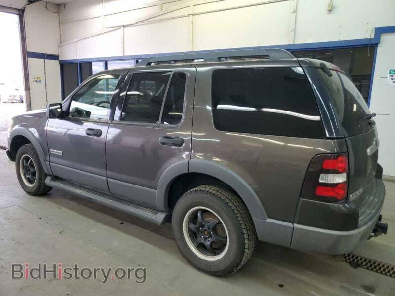 2006 Ford EXPLORER (VIN 1FMEU73E96UA70863) — фото 2 из 12