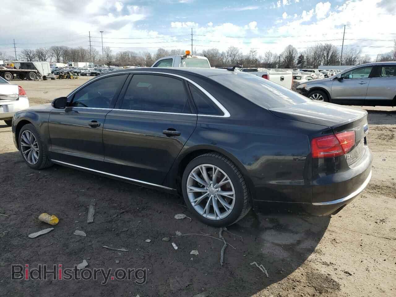 2011 AUDI A8 - VIN: WAURVAFD5BN024998 - Фото 2