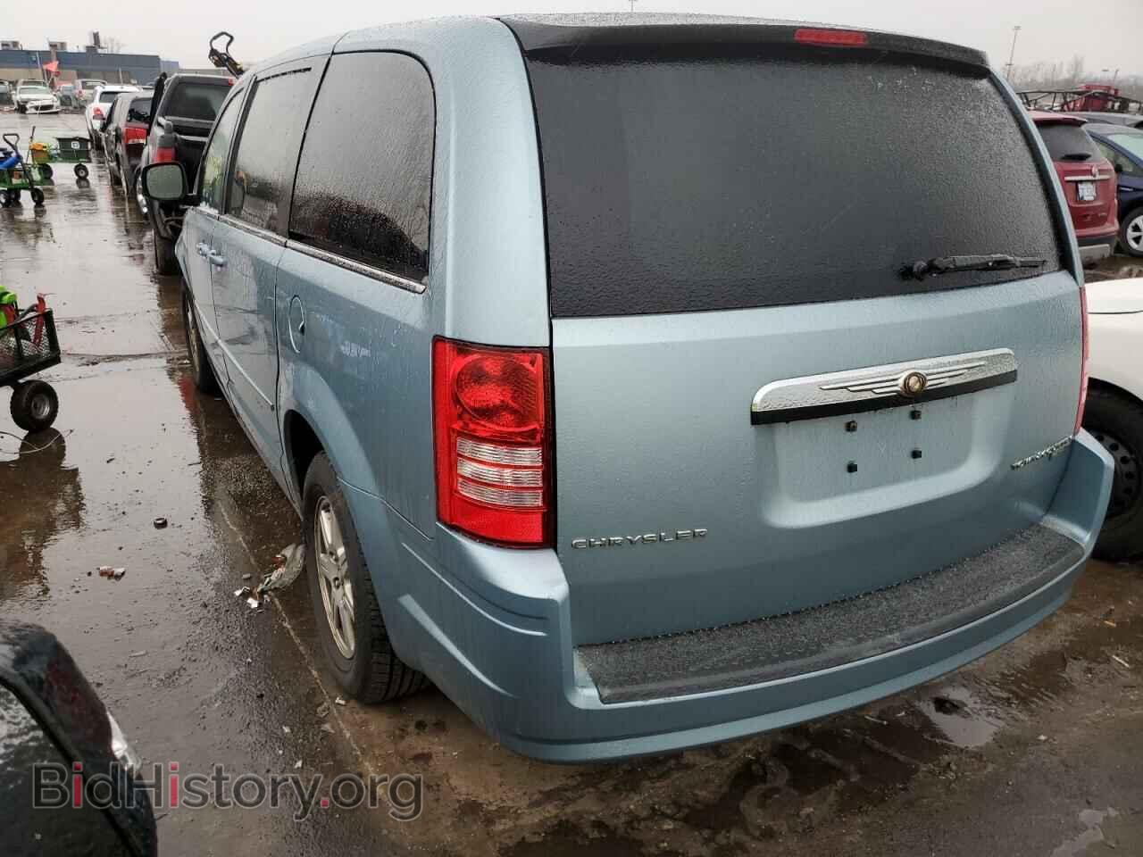 2010 CHRYSLER MINIVAN - VIN: 2A4RR2D16AR357390 - Фото 2