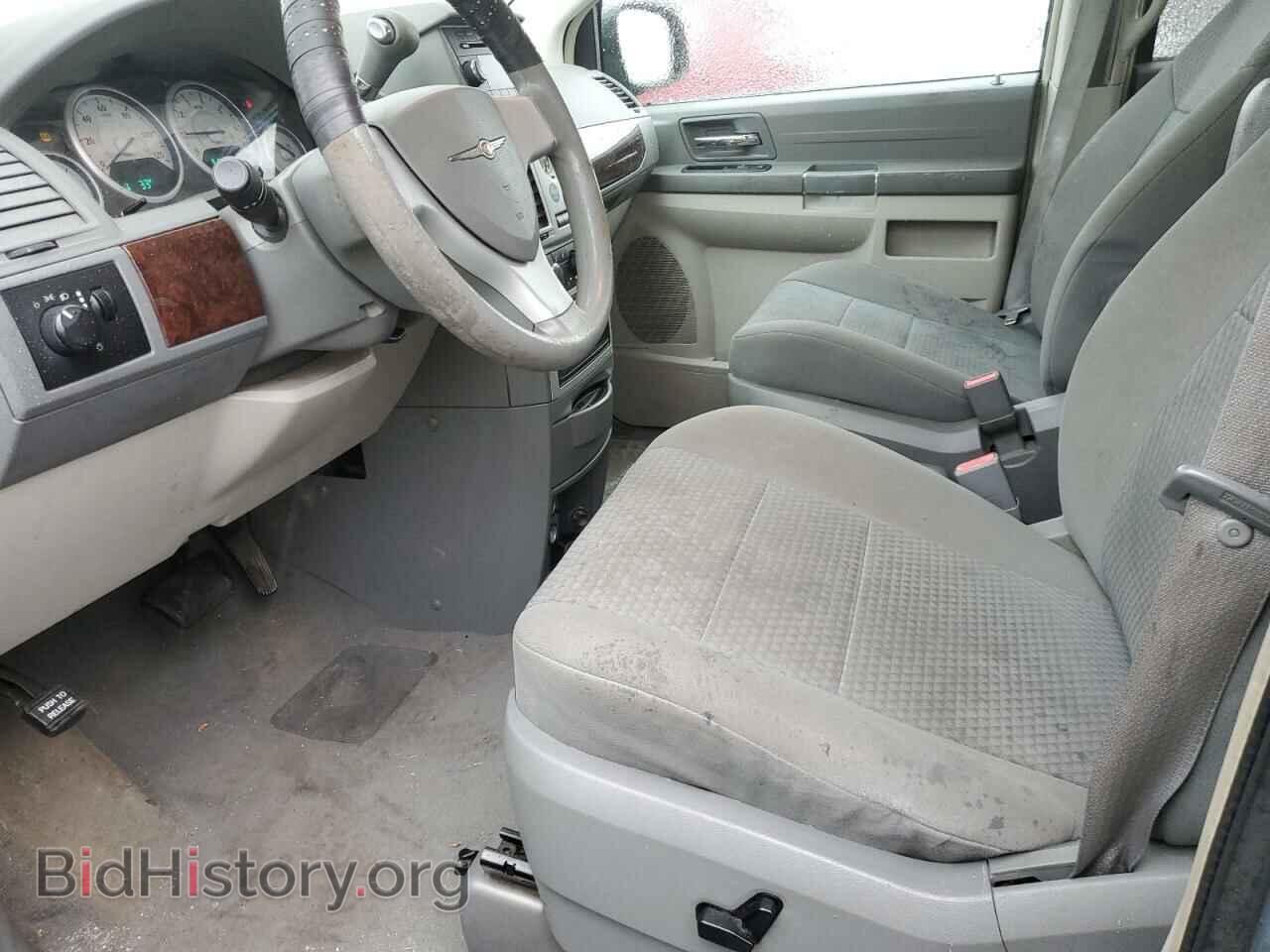 2010 CHRYSLER MINIVAN - VIN: 2A4RR2D16AR357390 - Фото 7