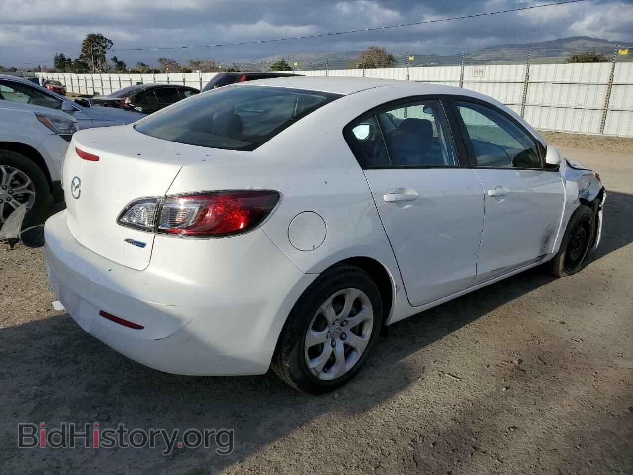 2013 MAZDA 3 - VIN: JM1BL1U78D1845238 - Фото 3