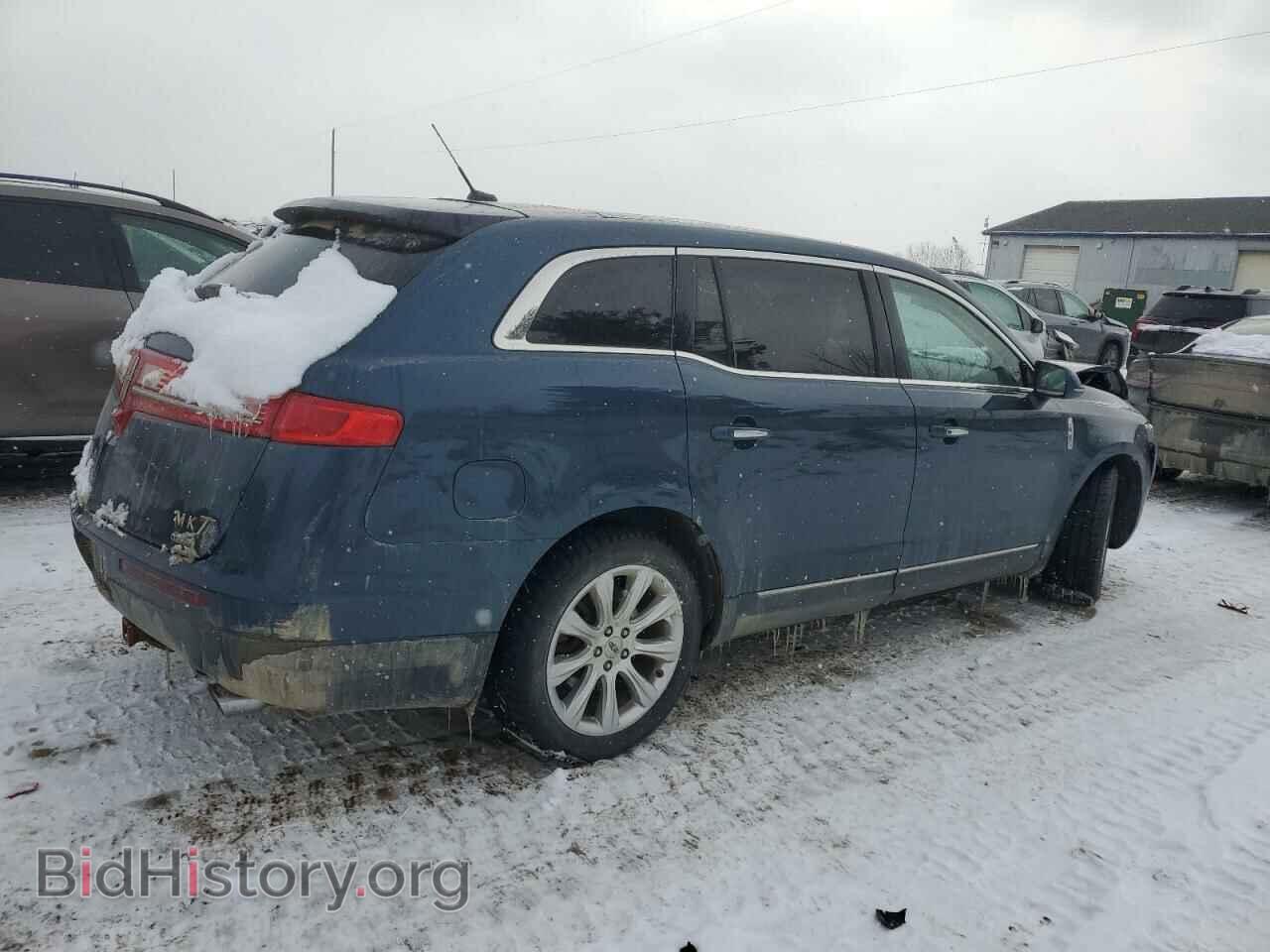 2016 LINCOLN MKT - VIN: 2LMHJ5AT0GBL01382 - Фото 3