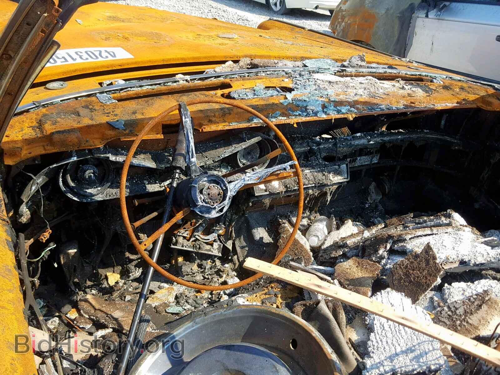 1965 CADILLAC DEVILLE - VIN: F5206542 - Фото 9