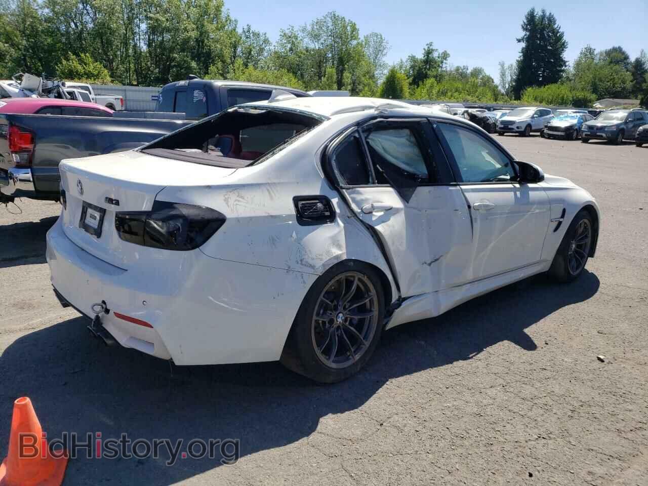 2018 BMW M3 - VIN: WBS8M9C57J5K99678 - Фото 3