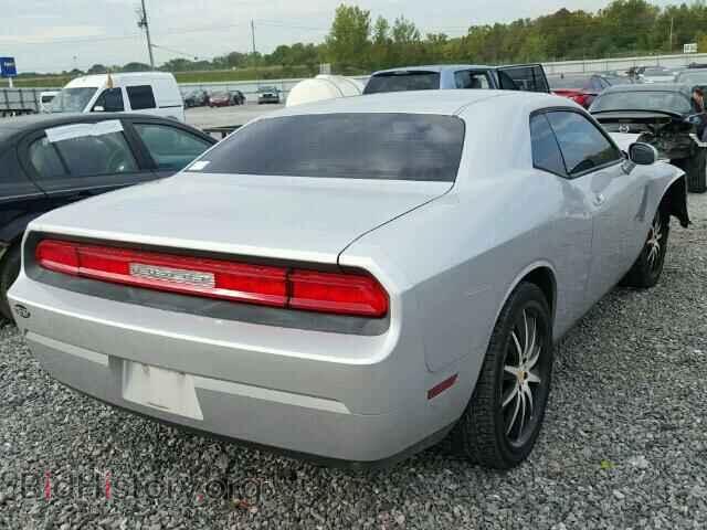 2010 DODGE CHALLENGER - VIN: 2B3CJ4DV3AH182038 - Фото 4