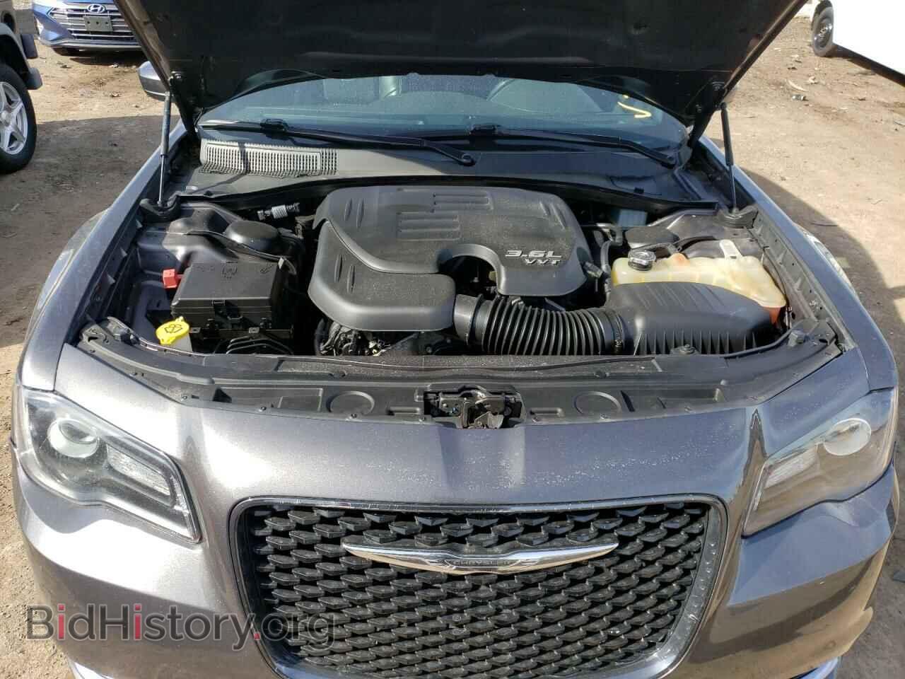 2019 CHRYSLER 300 - VIN: 2C3CCAGG7KH586437 - Photo 11