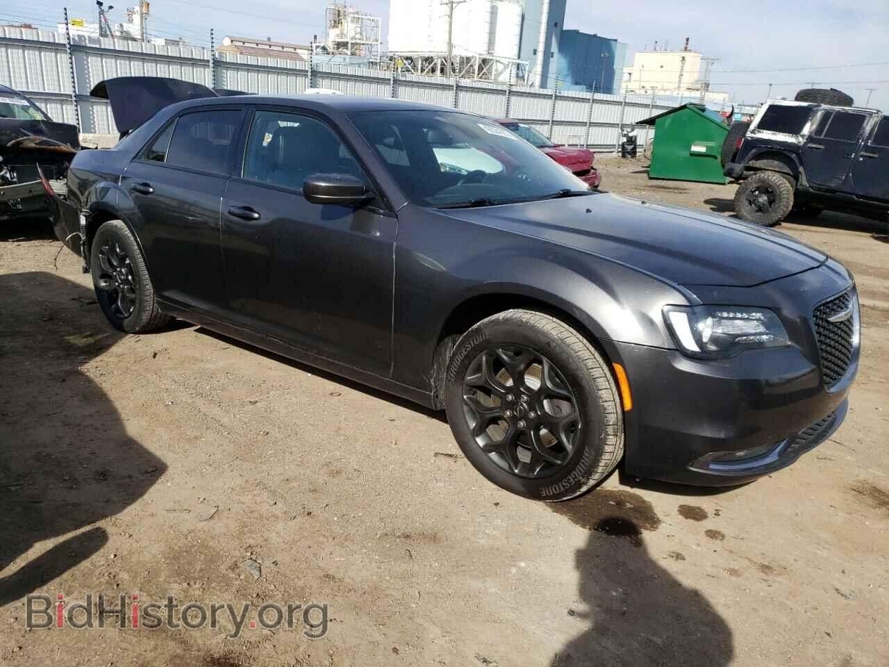 2019 CHRYSLER 300 - VIN: 2C3CCAGG7KH586437 - Photo 4