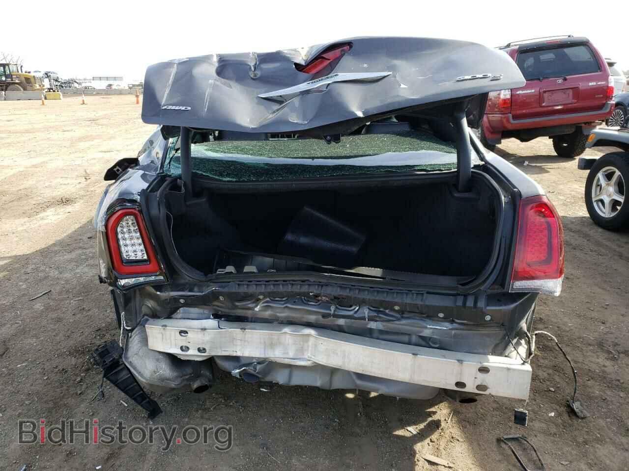 2019 CHRYSLER 300 - VIN: 2C3CCAGG7KH586437 - Photo 6