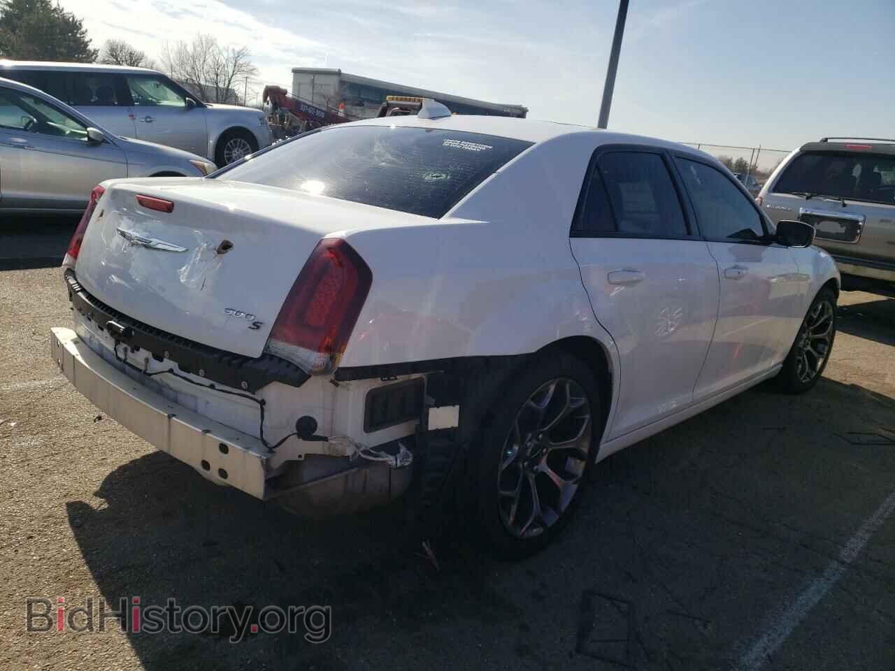 2016 CHRYSLER 300 - VIN: 2C3CCABG9GH294870 - Фото 3
