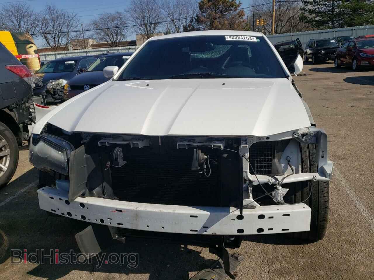 2016 CHRYSLER 300 - VIN: 2C3CCABG9GH294870 - Фото 5