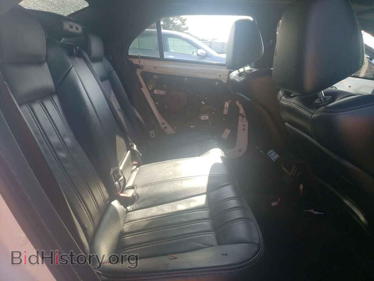 2016 CHRYSLER 300 - VIN: 2C3CCABG9GH294870 - Фото 10
