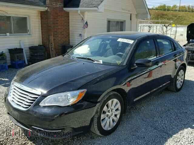 2012 CHRYSLER 200 - VIN: 1C3CCBAB8CN163166 - Photo 2