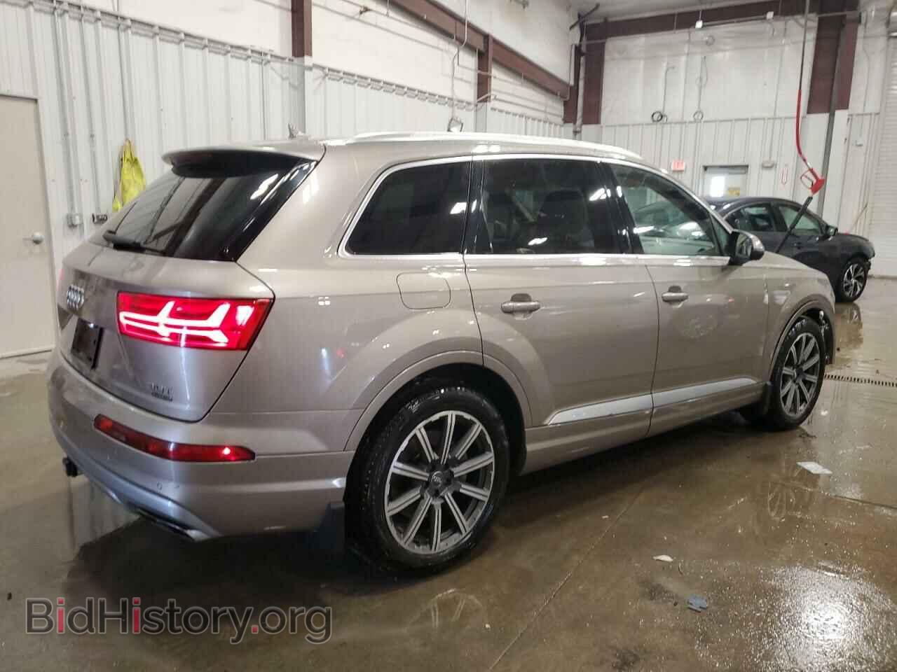 2017 AUDI Q7 - VIN: WA1VAAF71HD011066 - Фото 3