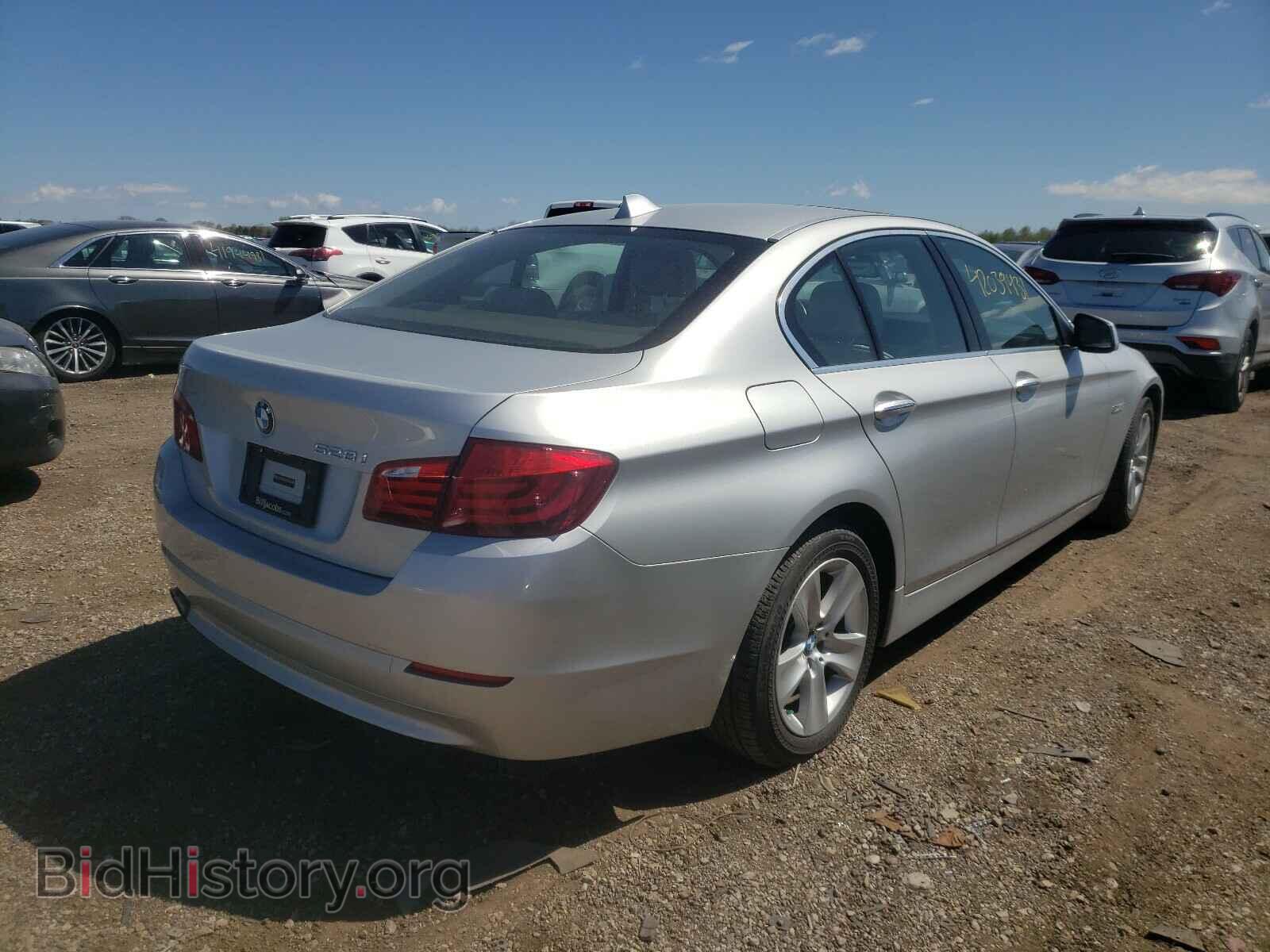 2011 BMW 5 SERIES - VIN: WBAFR1C52BC736885 - Фото 4
