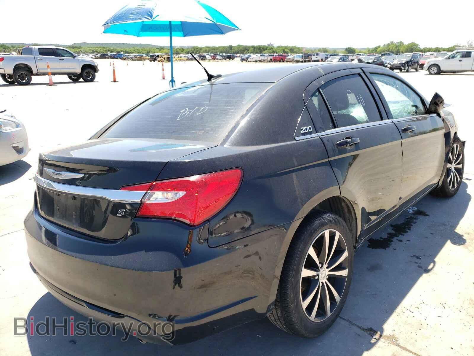 2013 CHRYSLER 200 - VIN: 1C3CCBCG0DN520317 - Фото 4