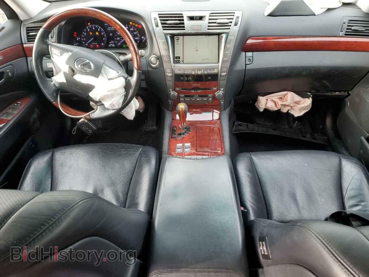 2009 LEXUS LS460 - VIN: JTHCL46F595004230 - Photo 8