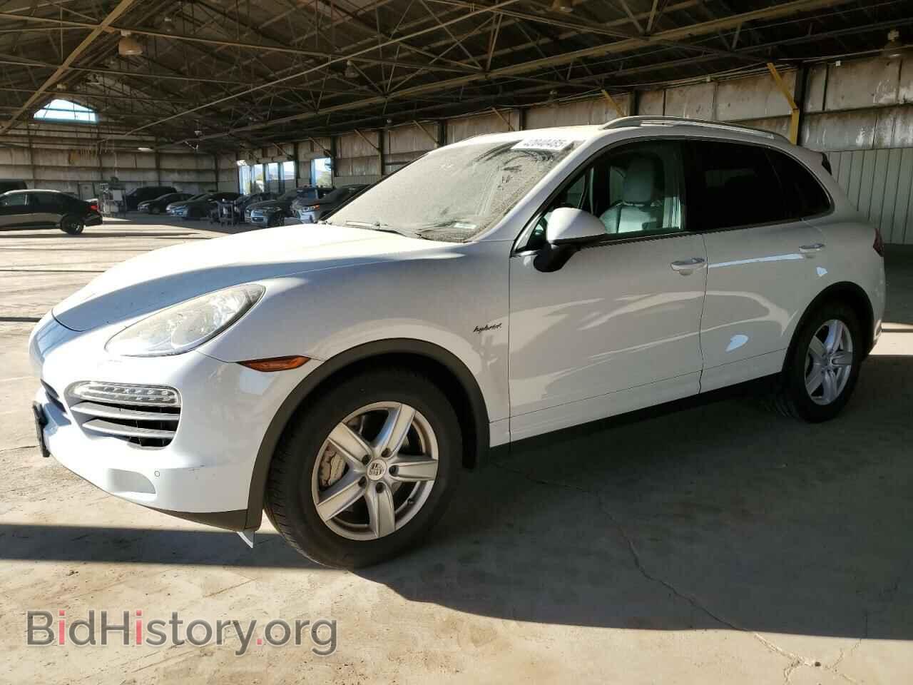 Photo WP1AE2A28CLA93790 - PORSCHE CAYENNE 2012