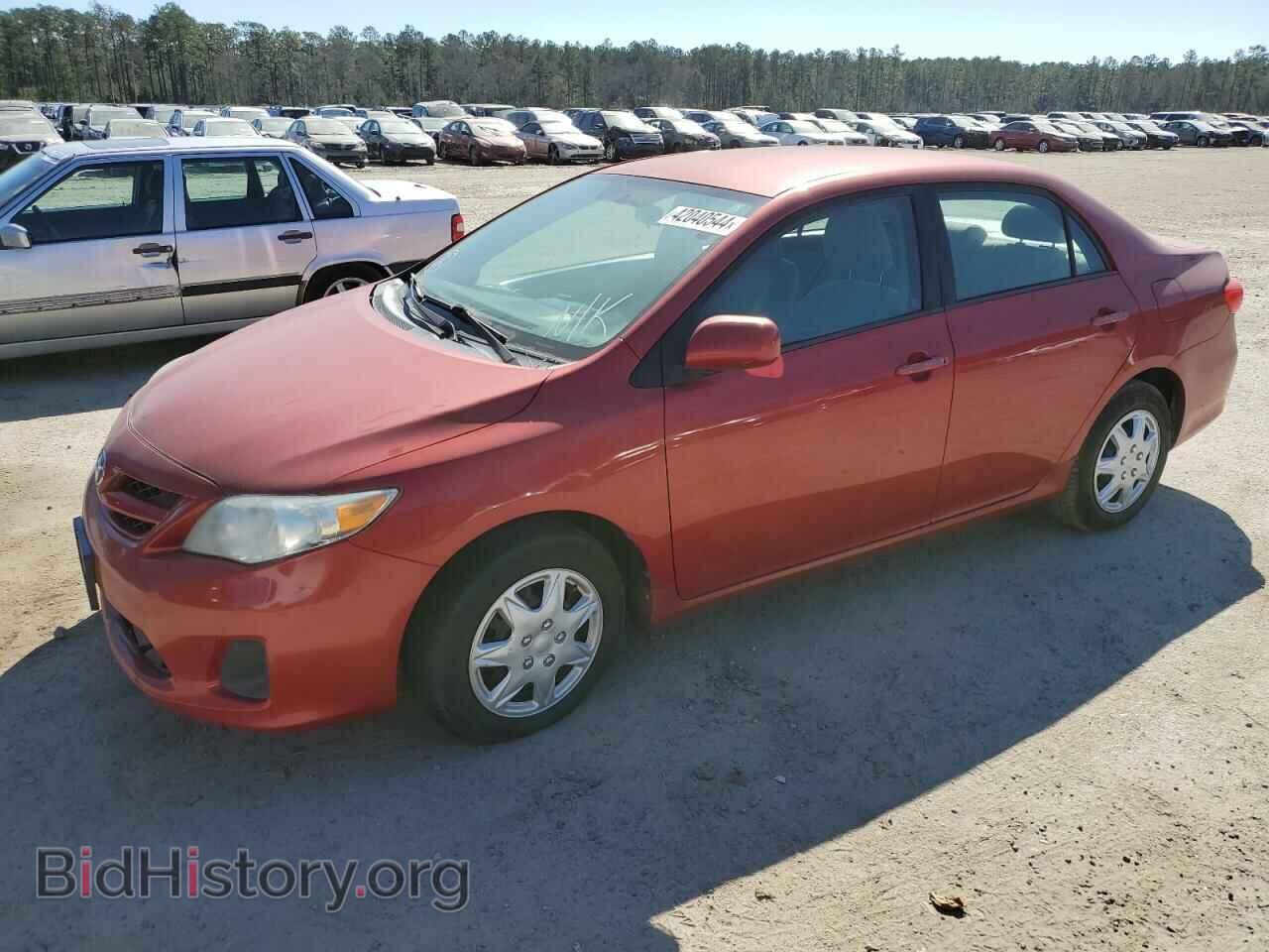 Photo 2T1BU4EE0BC749933 - TOYOTA COROLLA 2011