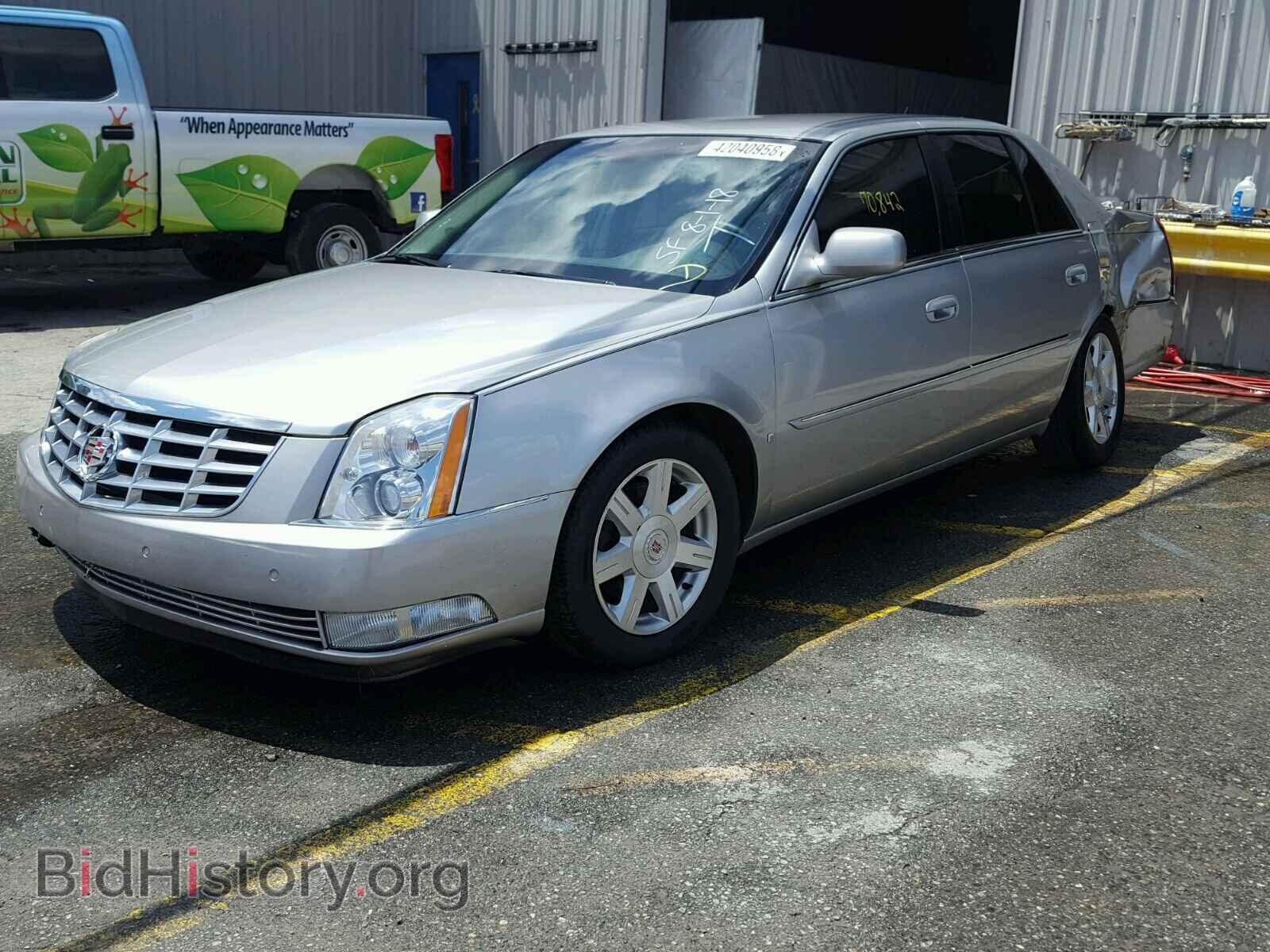 2007 CADILLAC DTS - VIN: 1G6KD57Y77U211708 - Photo 2