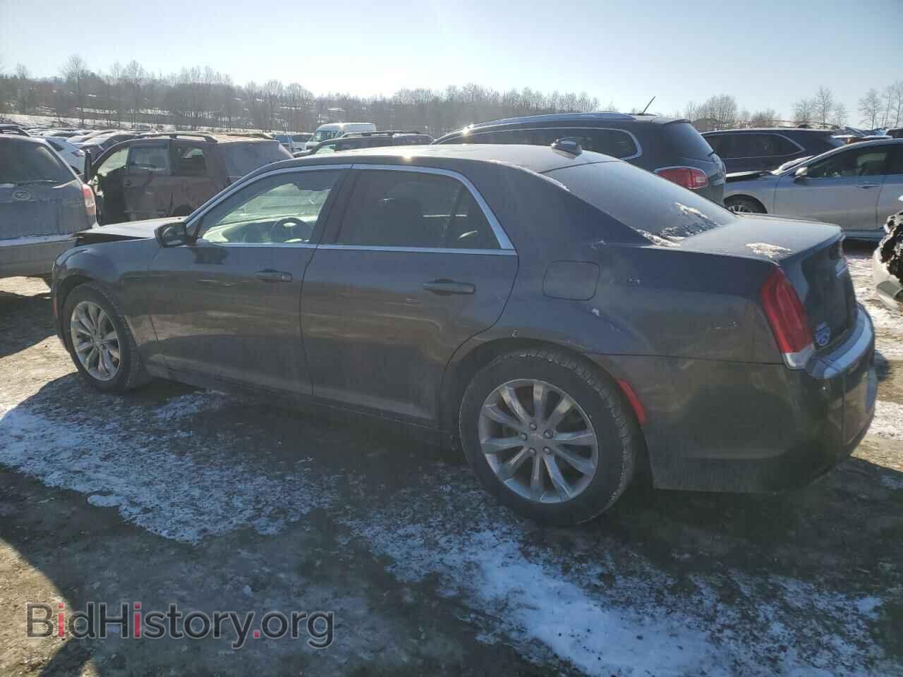 2016 CHRYSLER 300 - VIN: 2C3CCARG8GH224816 - Фото 2