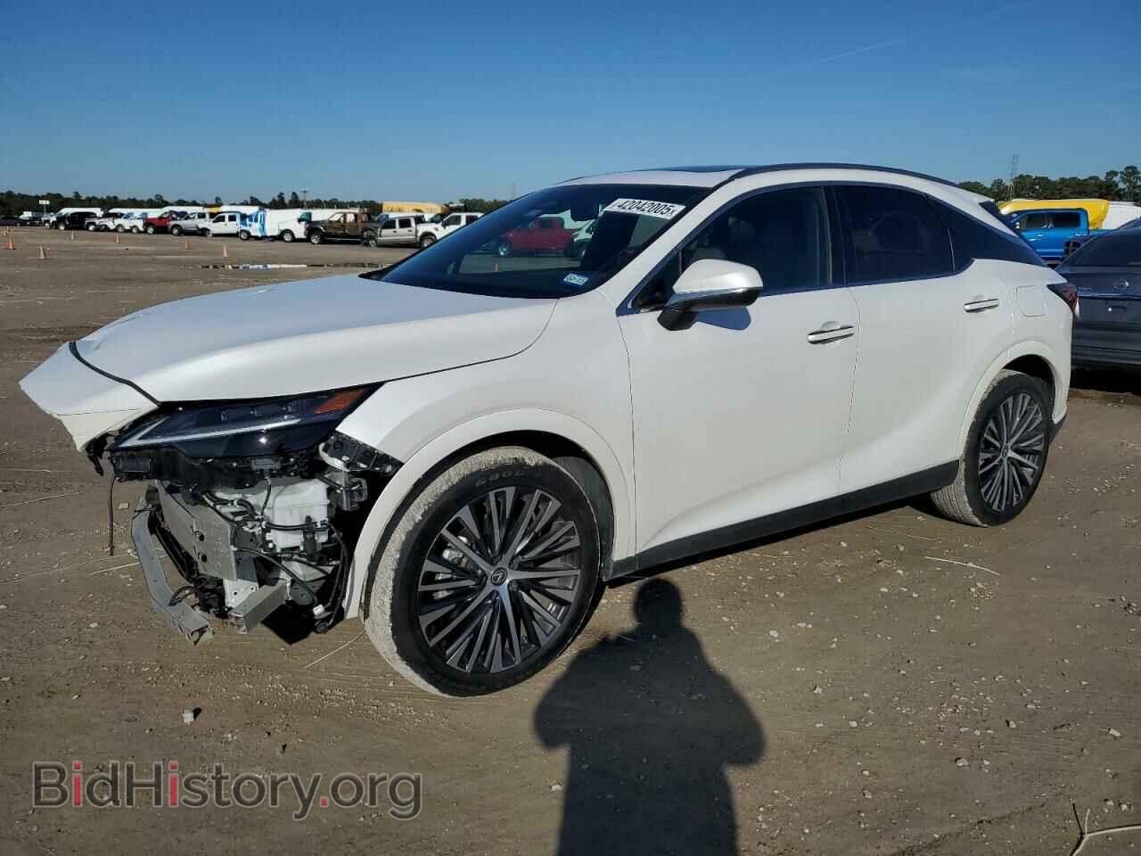 Photo 2T2BAMCA0PC011920 - LEXUS RX350 2023