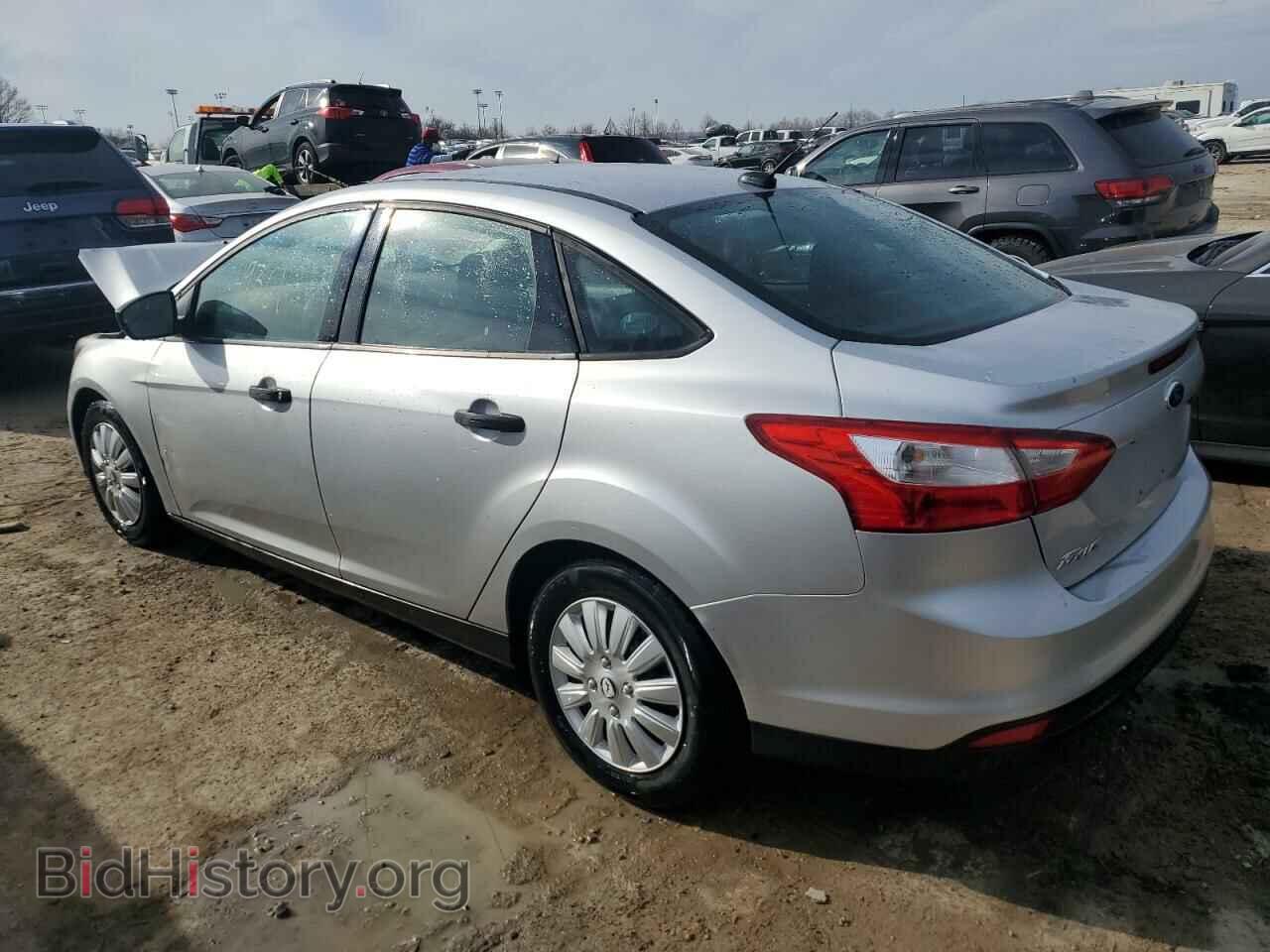 2012 FORD FOCUS - VIN: 1FAHP3E24CL330095 - Photo 2