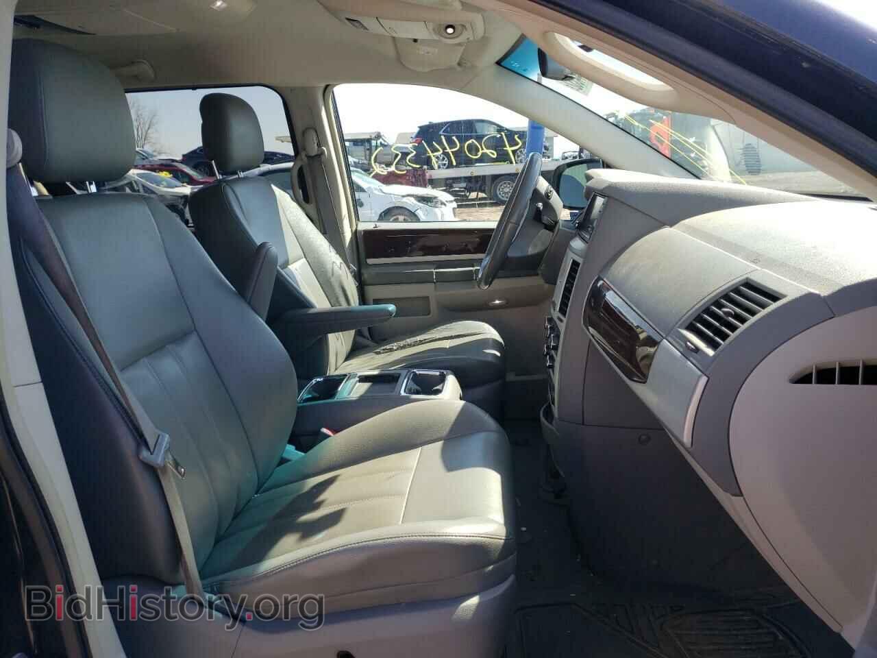 2010 CHRYSLER MINIVAN - VIN: 2A4RR5DX8AR338264 - Фото 5