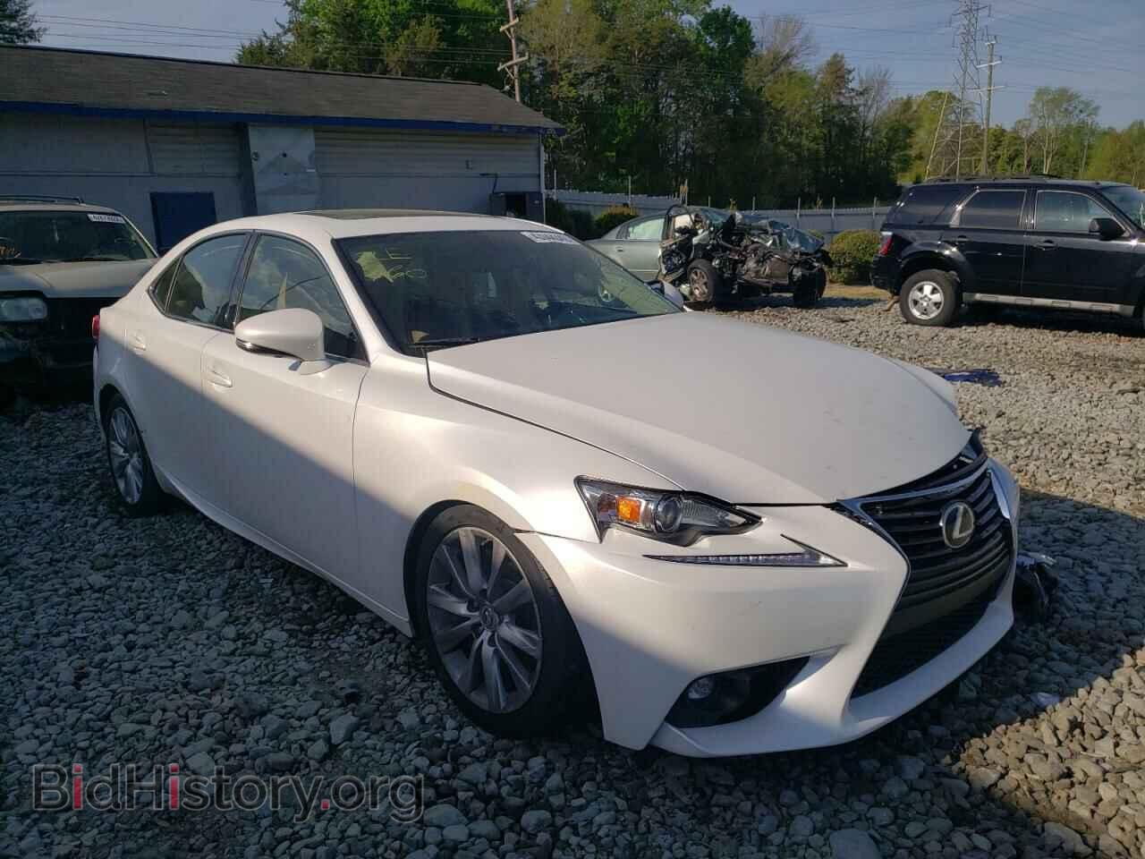 Photo JTHBA1D2XG5019299 - LEXUS IS 2016