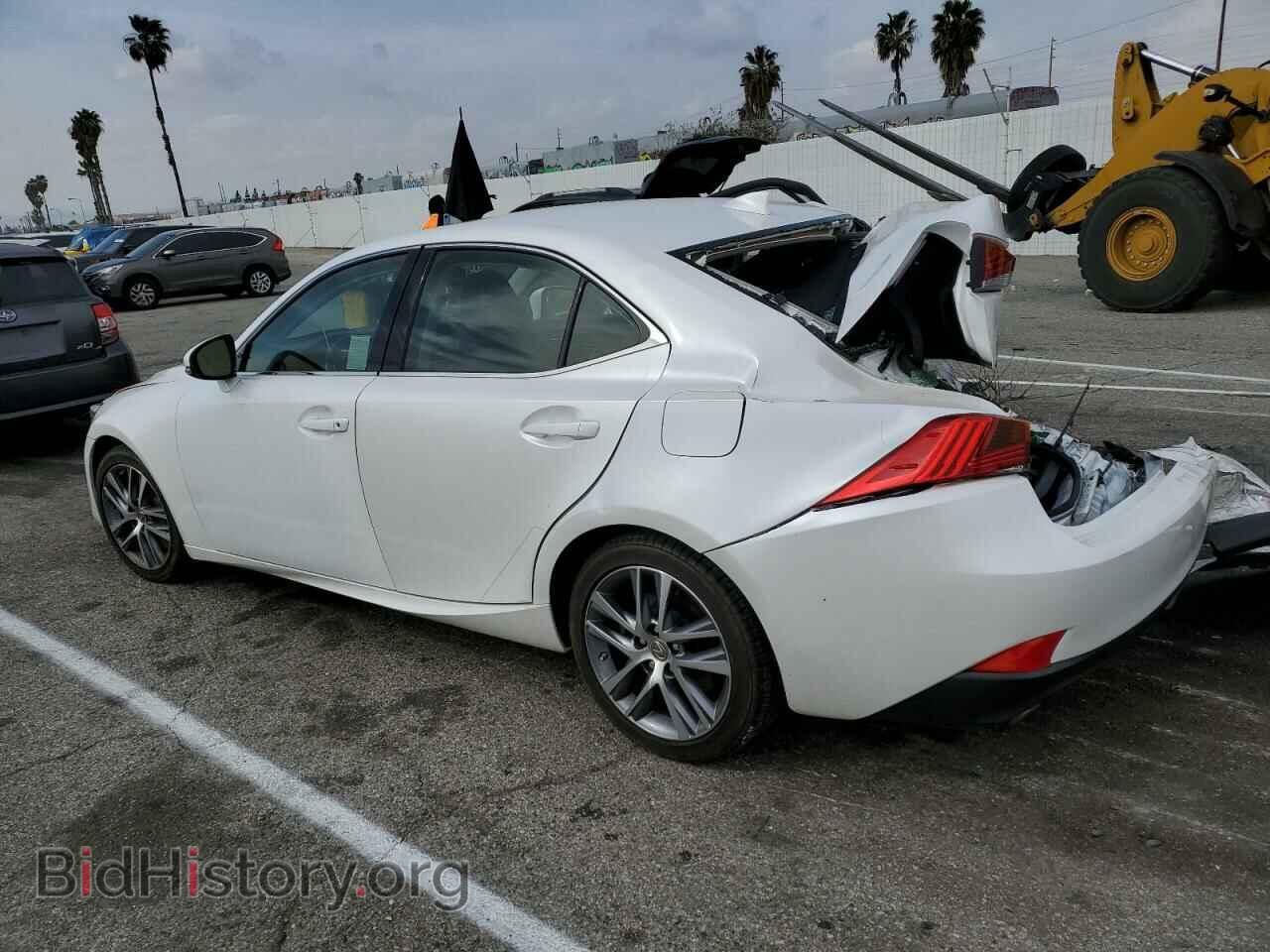 2019 LEXUS IS - VIN: JTHBA1D24K5092435 - Фото 2