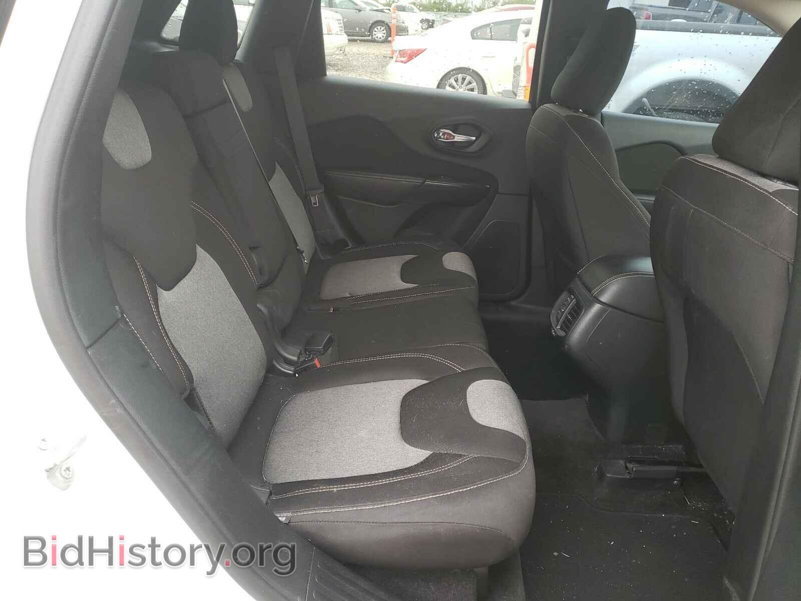 2016 JEEP CHEROKEE - VIN: 1C4PJMABXGW182283 - Фото 6