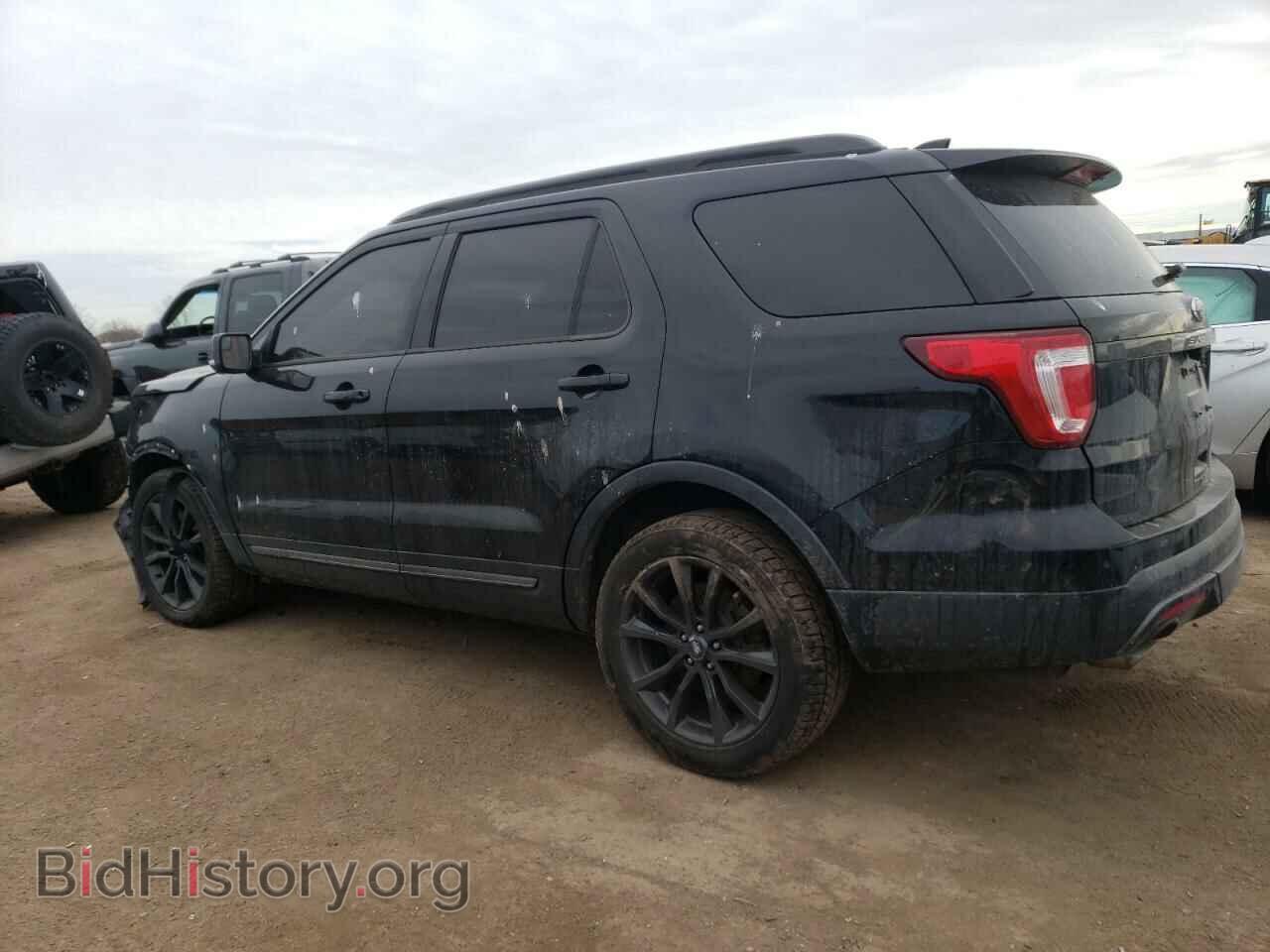 2017 FORD EXPLORER - VIN: 1FM5K8D82HGC19068 - Фото 2