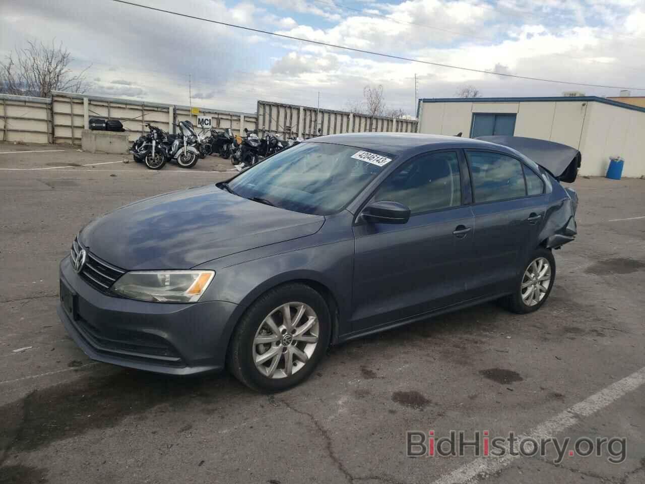 Фотография 3VWD17AJ4FM250441 - VOLKSWAGEN JETTA 2015