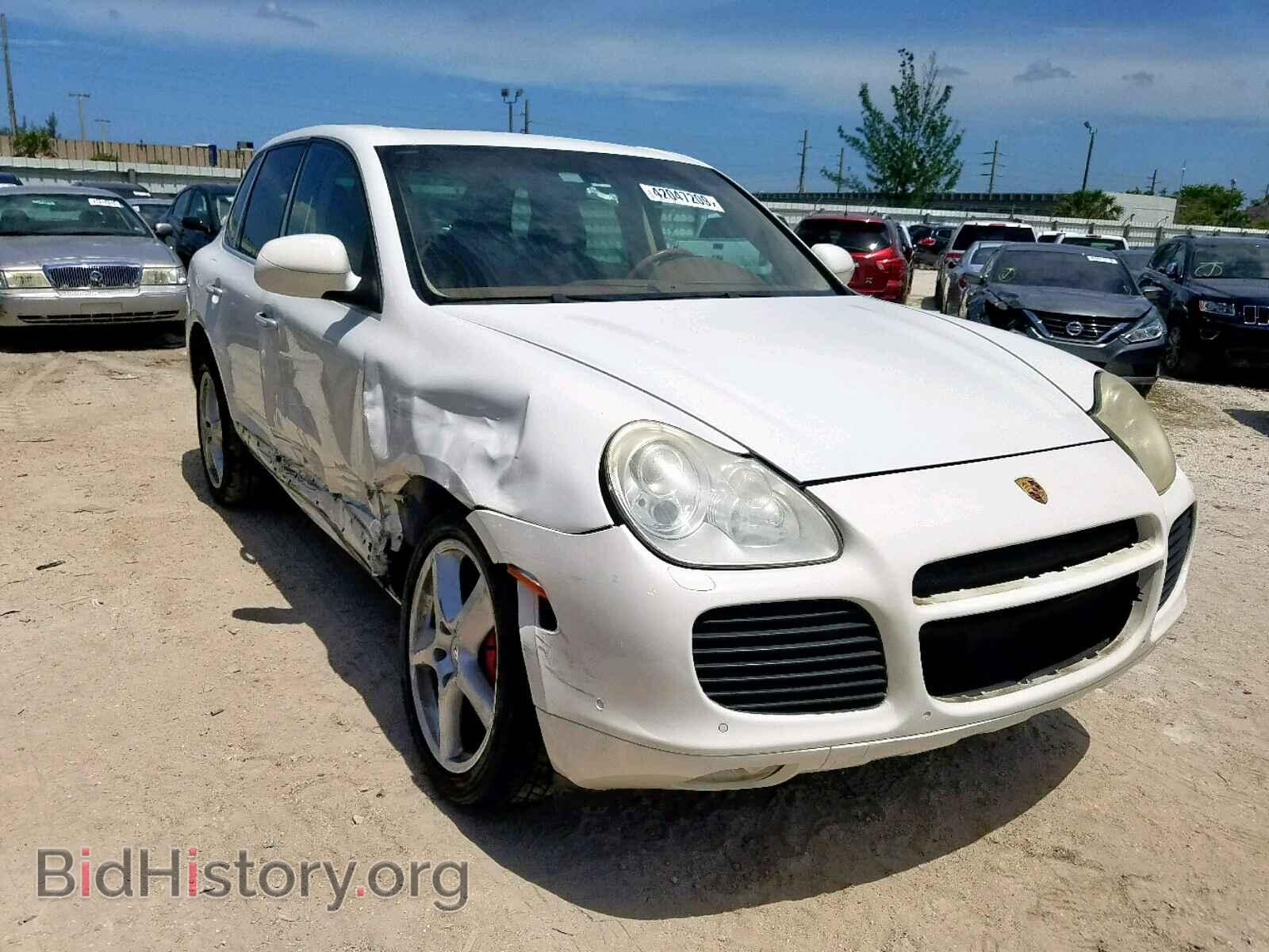 Photo WP1AC29P14LA93444 - PORSCHE CAYENNE TU 2004
