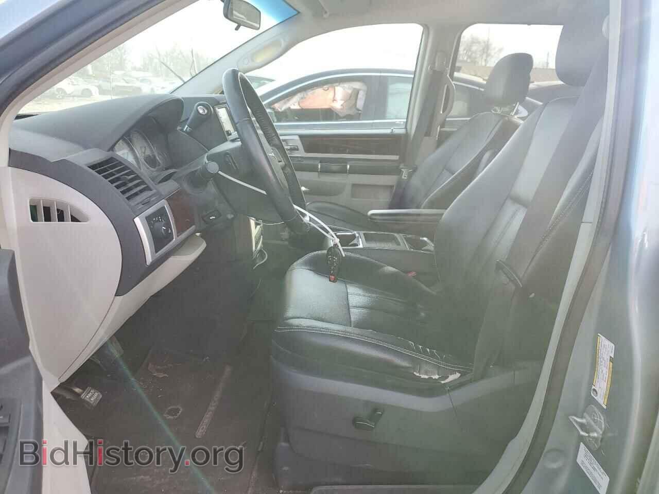 2010 CHRYSLER MINIVAN - VIN: 2A4RR8DX4AR338621 - Photo 7