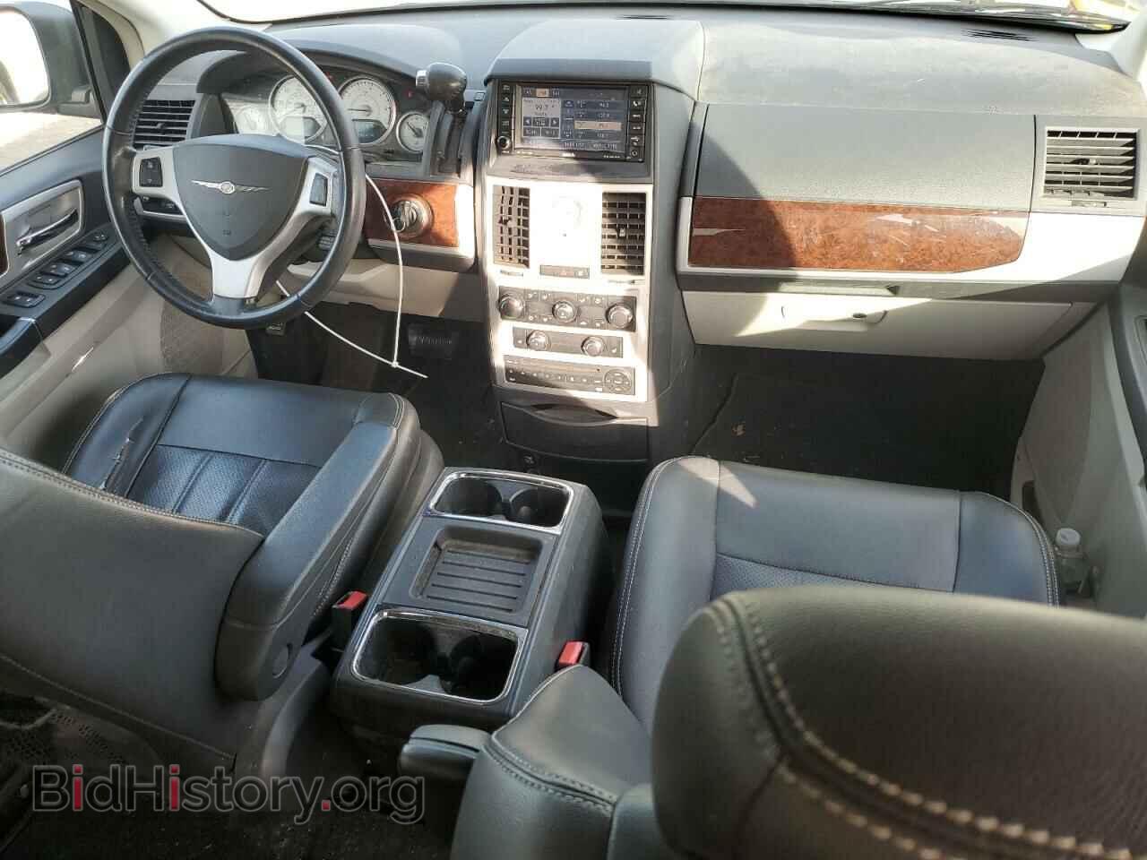 2010 CHRYSLER MINIVAN - VIN: 2A4RR8DX4AR338621 - Photo 8