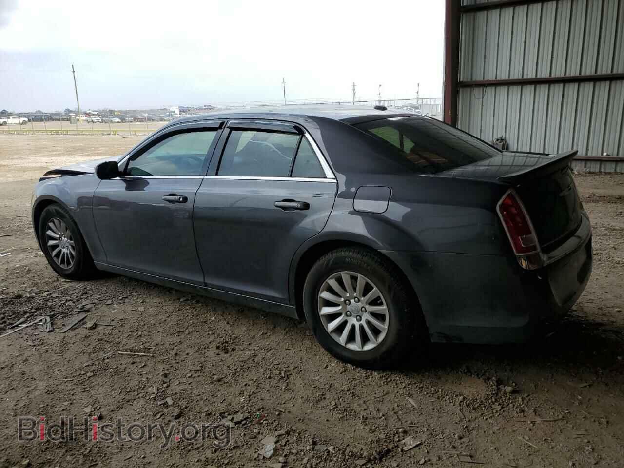 2013 CHRYSLER 300 - VIN: 2C3CCAAG2DH743349 - Фото 2