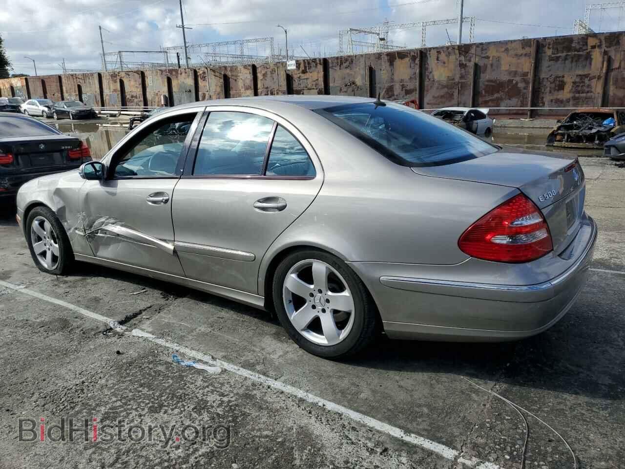 2006 MERCEDES-BENZ E-CLASS - VIN: WDBUF70J96A885737 - Фото 2