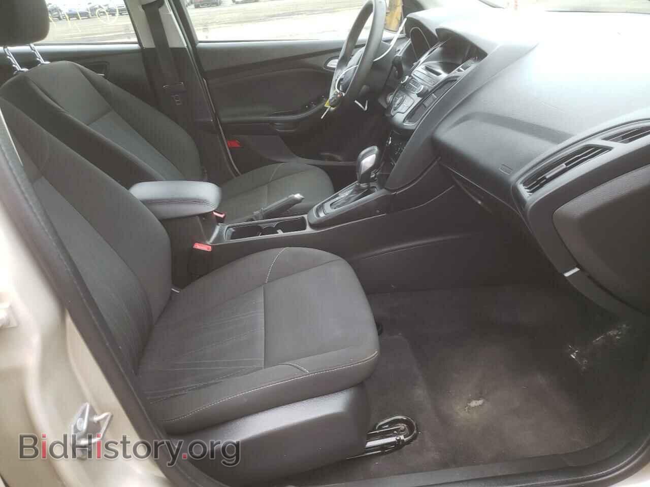 2017 FORD FOCUS - VIN: 1FADP3F21HL288456 - Photo 5
