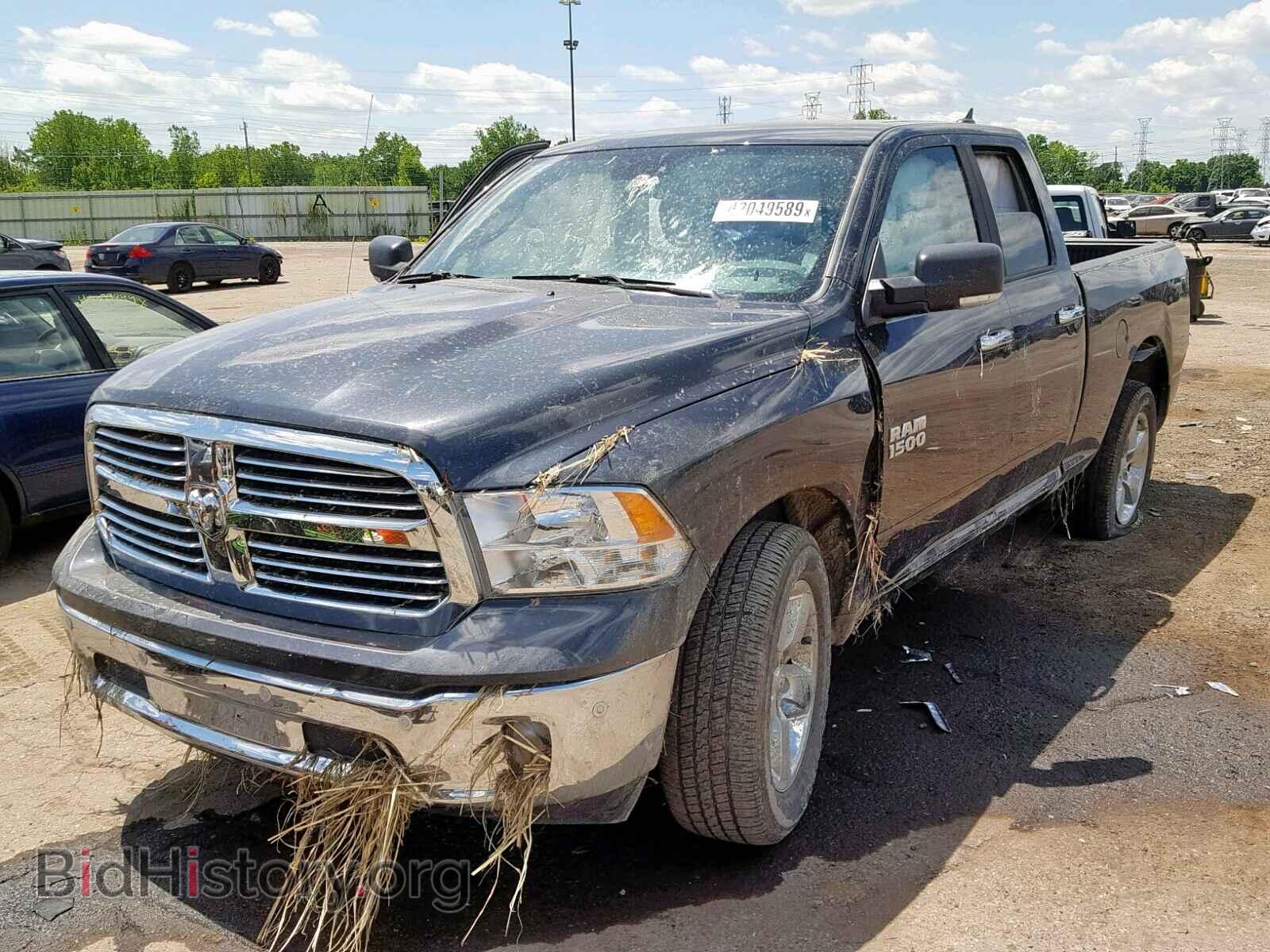 2018 RAM 1500 SLT - VIN: 1C6RR7GG8JS229077 - Фото 2