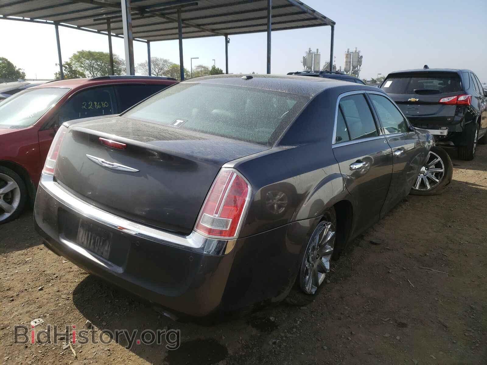 2014 CHRYSLER 300 - VIN: 2C3CCAET4EH120047 - Фото 4
