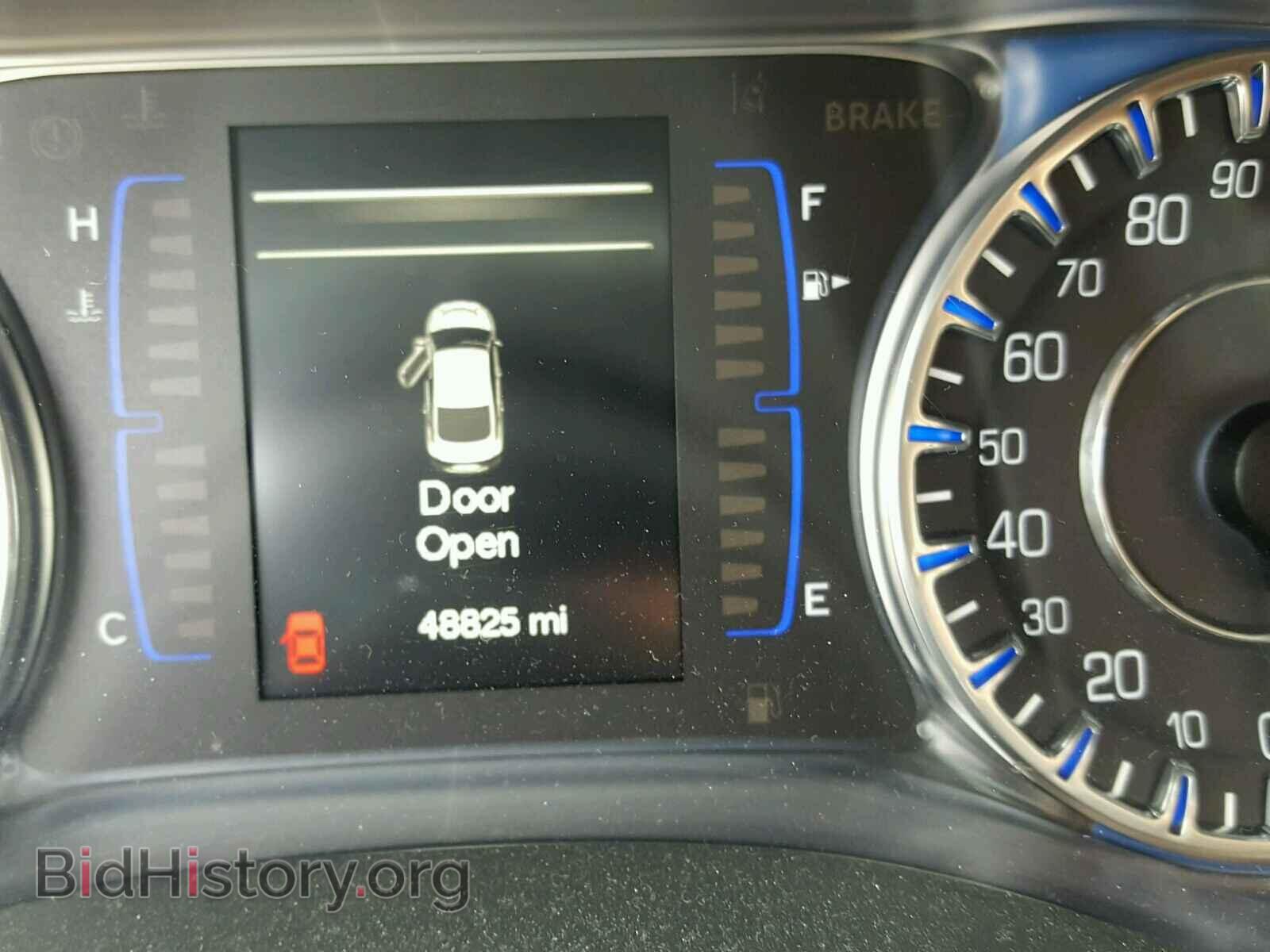 2015 CHRYSLER 200 - VIN: 1C3CCCAB9FN631299 - Фото 8