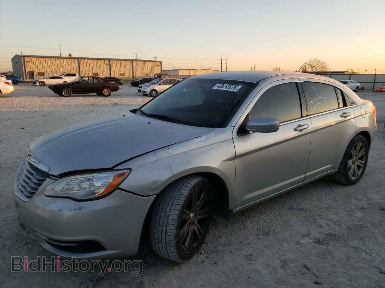 Photo 1C3CCBBB9CN131437 - CHRYSLER 200 2012