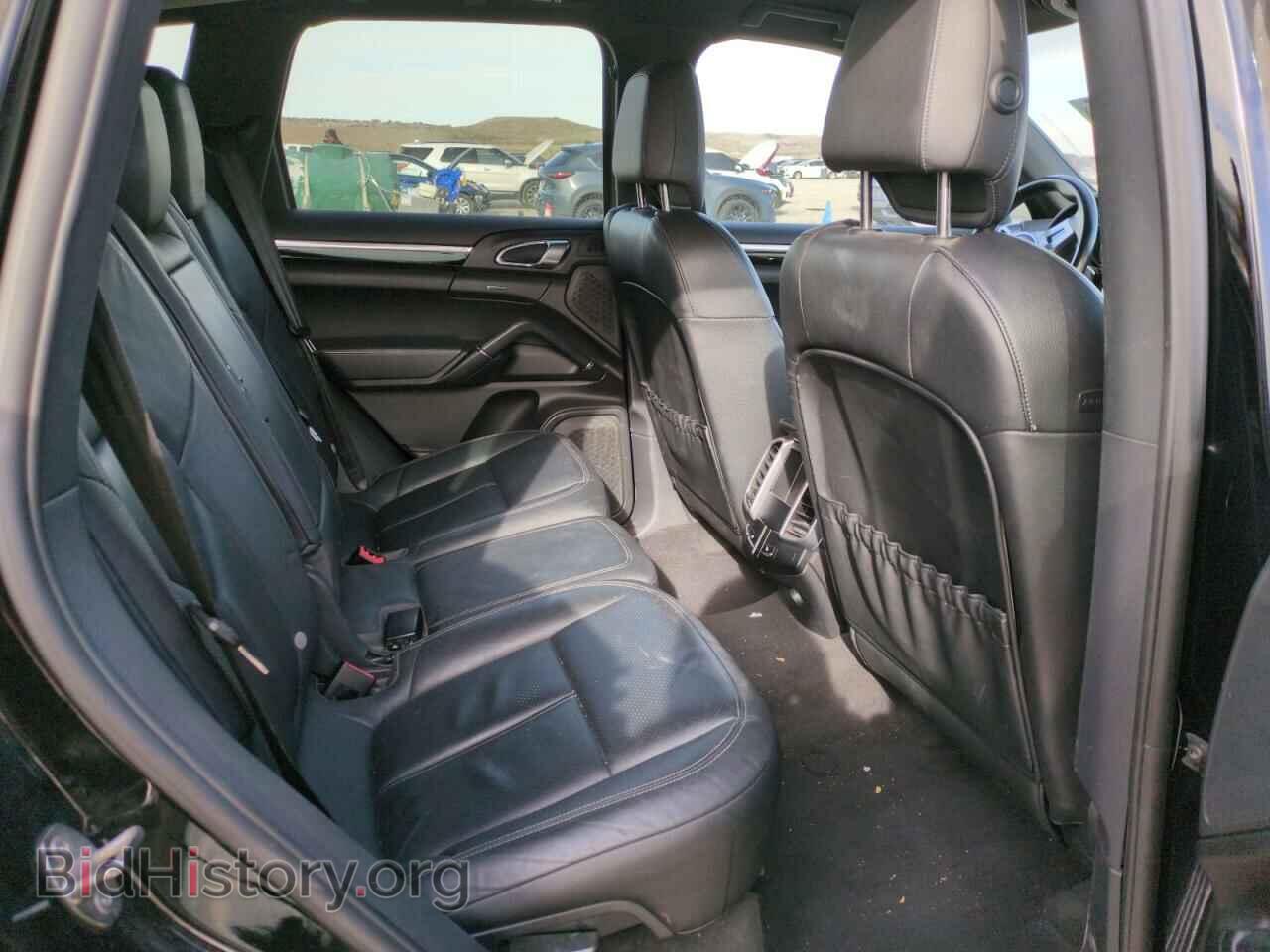 2011 PORSCHE CAYENNE - VIN: WP1AB2A29BLA42676 - Photo 10