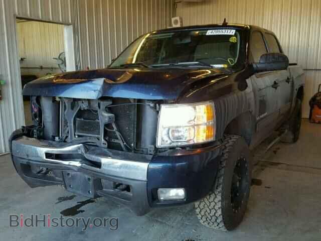 2011 CHEVROLET SILVERADO - VIN: 3GCPKSE32BG151055 - Фото 2