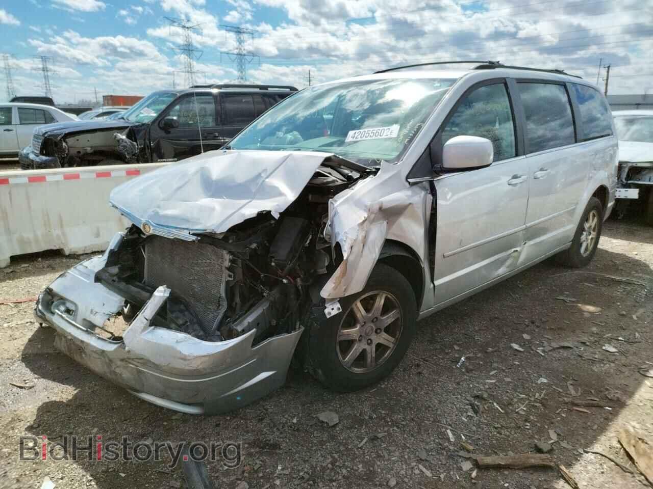 2008 CHRYSLER MINIVAN - VIN: 2A8HR54P88R103450 - Фото 2