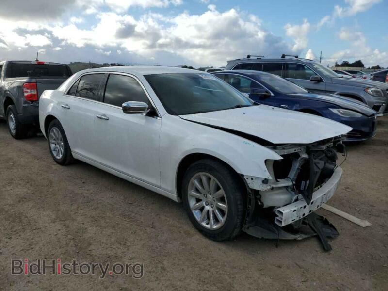 2012 Chrysler 300 (VIN 2C3CCACG2CH283525) — photo 4 of 13